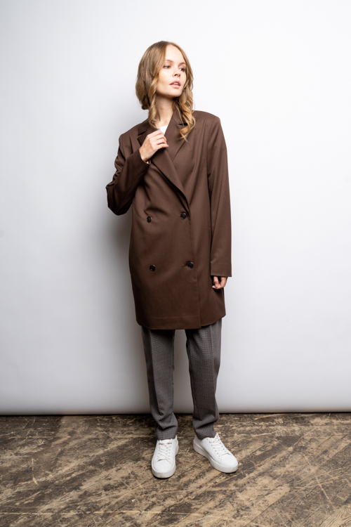 Удлиненный женский пиджак ASyp99/коричневый