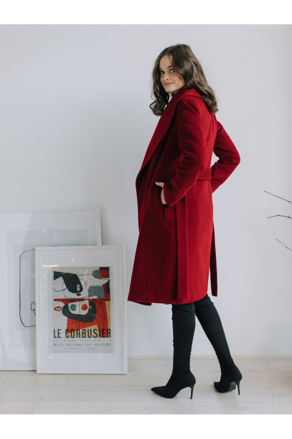 Утепленное пальто с воротником «шалька» AS38sw/бордовый