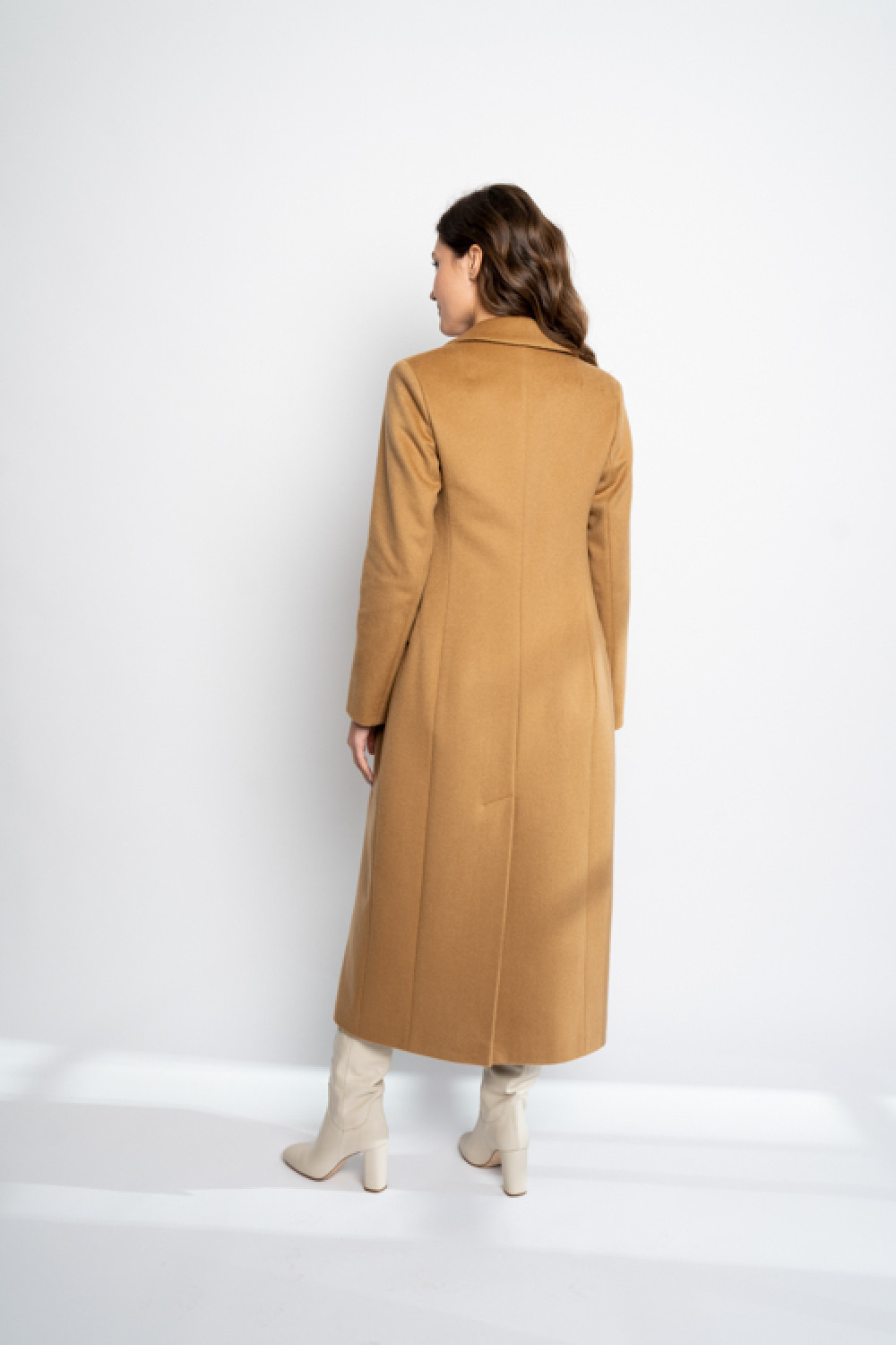 Длинное приталенное пальто AS091m/кэмел