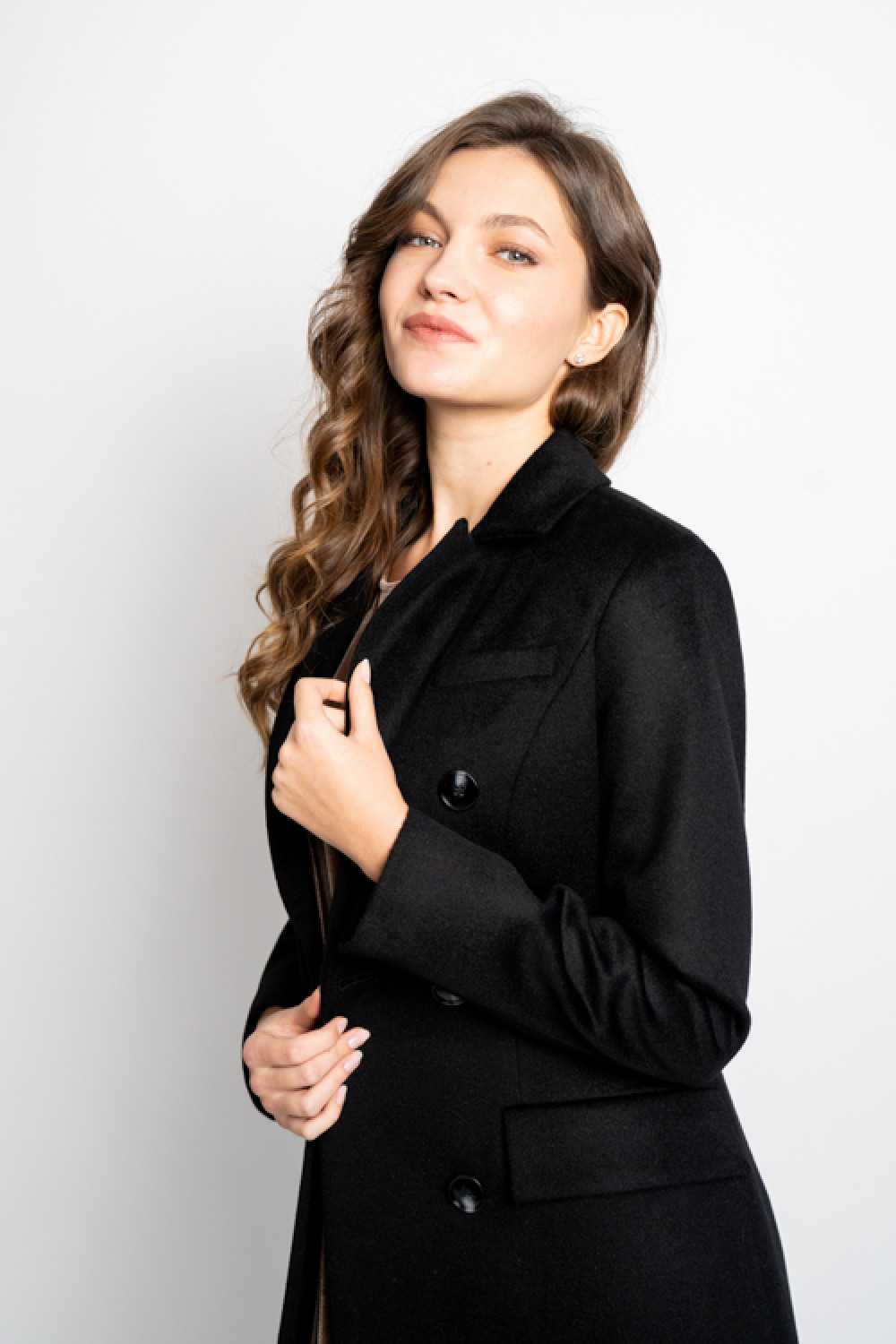 Пальто женское длинное приталенное AS091m/черный