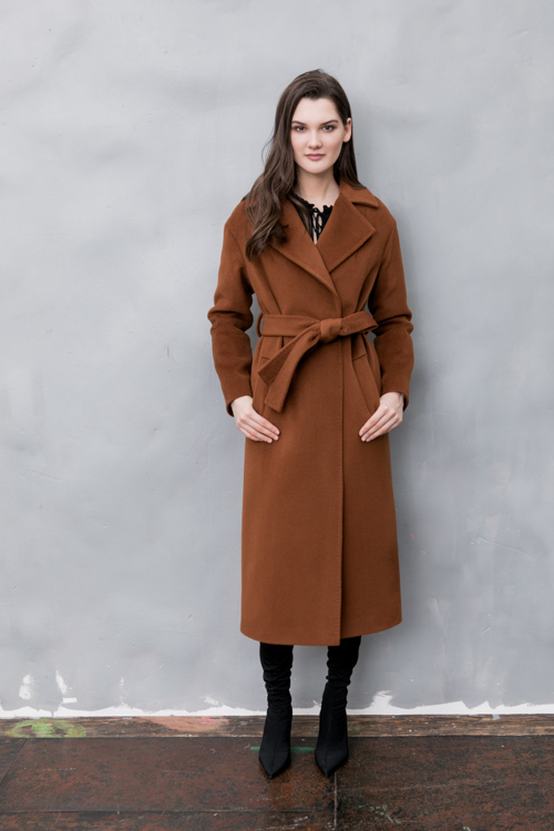 Утепленное классическое пальто-халат AS55-1w/коньяк