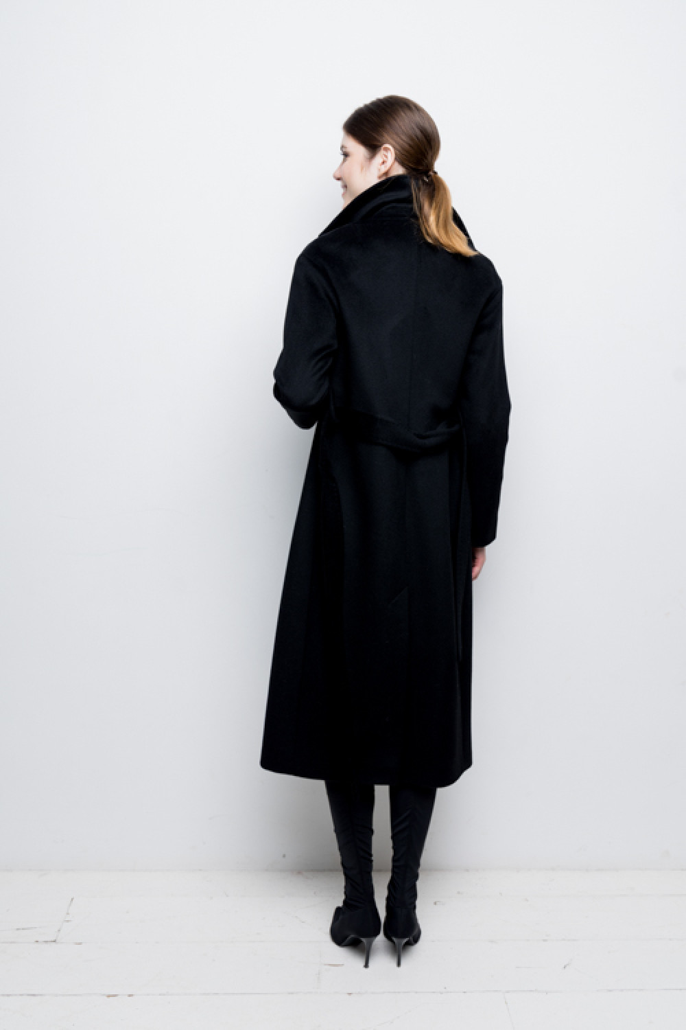 Удлиненное пальто AS55m1-1/черный